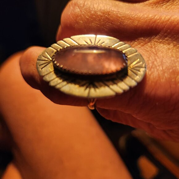 Vintage Navajo Sterling Silver Ring With Sugilite Oval Stone Signed J. Hatti Siz - Picture 6 of 6